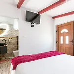 度假居 Family Friendly House With A Swimming Pool Okrug Gornji, Ciovo - 24460 特罗吉尔