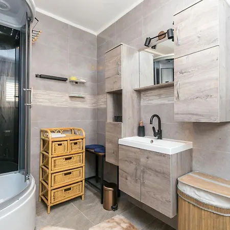 Family Friendly House With A Swimming Pool Okrug Gornji, Ciovo - 24460 Дом отдыха Трогир