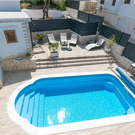 Family Friendly House With A Swimming Pool Okrug Gornji, Ciovo - 24460 Дом отдыха