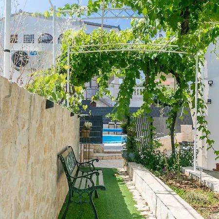 Family Friendly House With A Swimming Pool Okrug Gornji, Ciovo - 24460 Holiday home