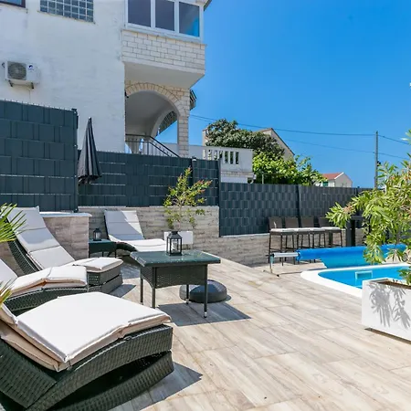 Family Friendly House With A Swimming Pool Okrug Gornji, Ciovo - 24460 * Trogir