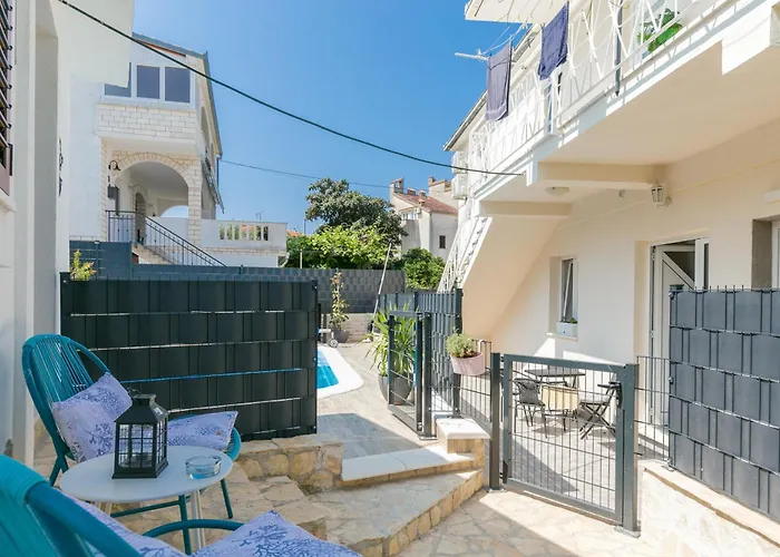 Family Friendly House With A Swimming Pool Okrug Gornji, Ciovo - 24460 Casa de Férias Trogir